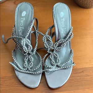 Two Lips hot Heels!! FAST AND FREE SHIPPING!